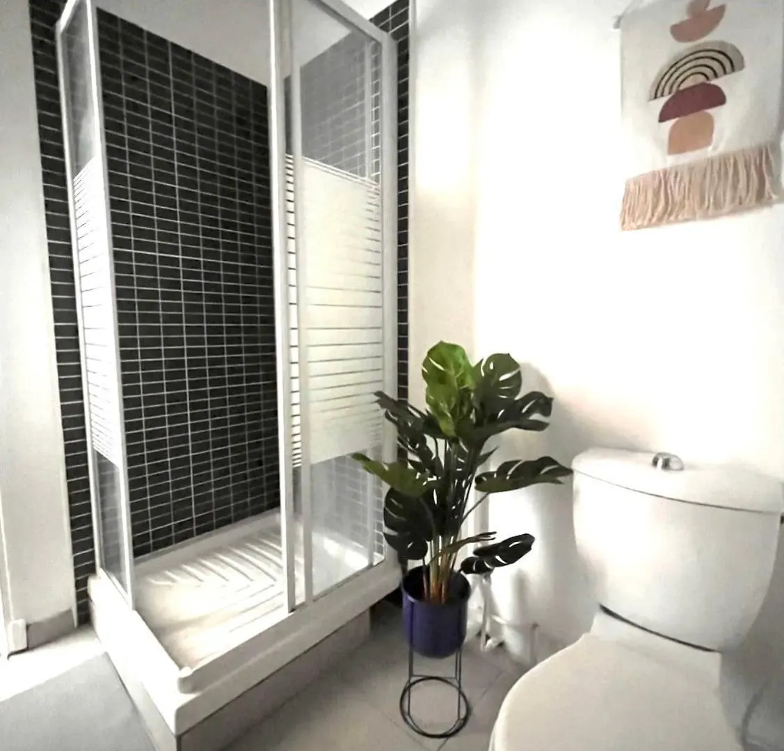 Studio Avec Vue Mer En Plein Coeur Du Panier Marseille Apartment